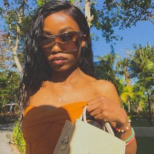 Meet your Posher, May